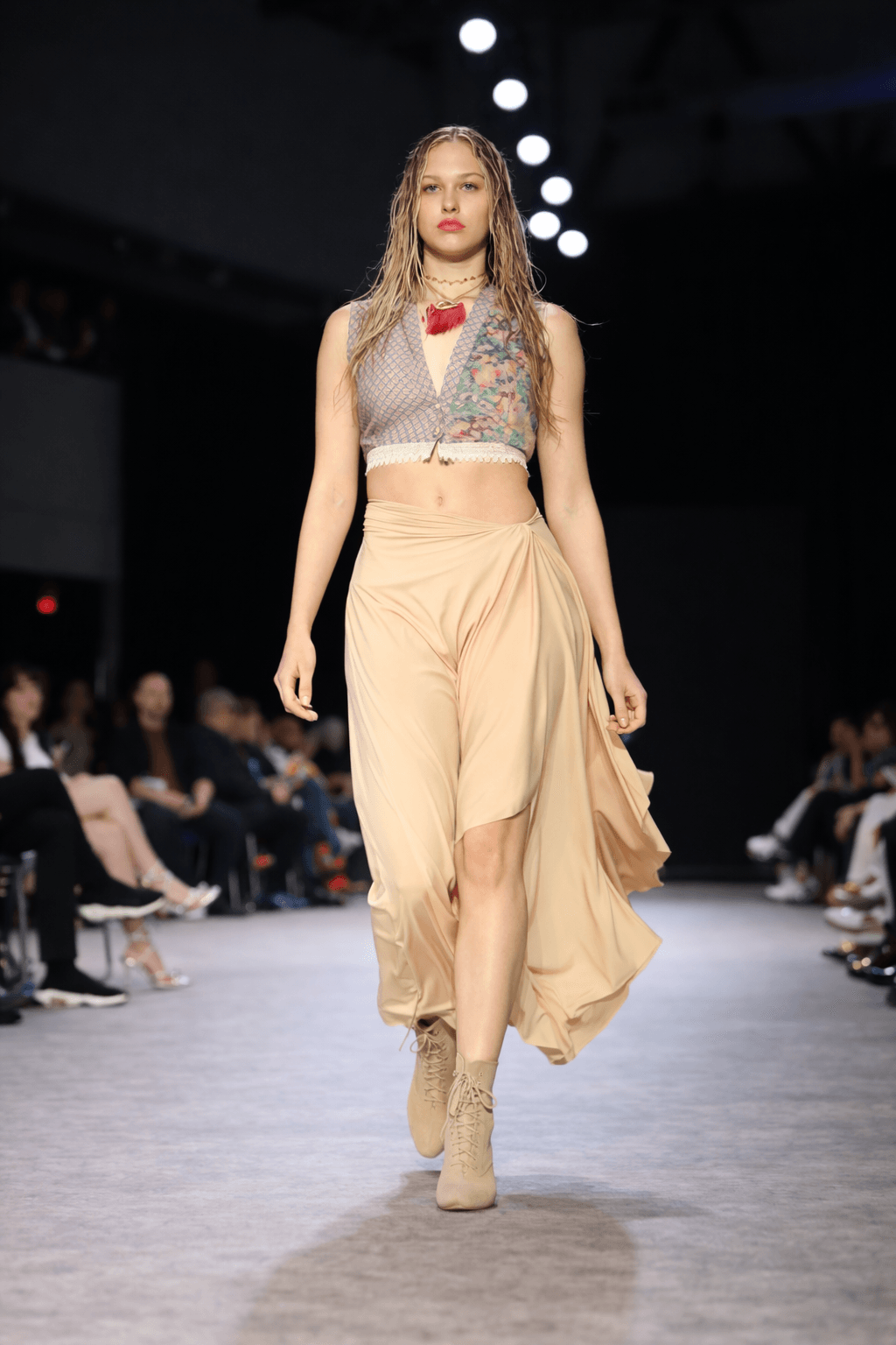 Flowing runway motion