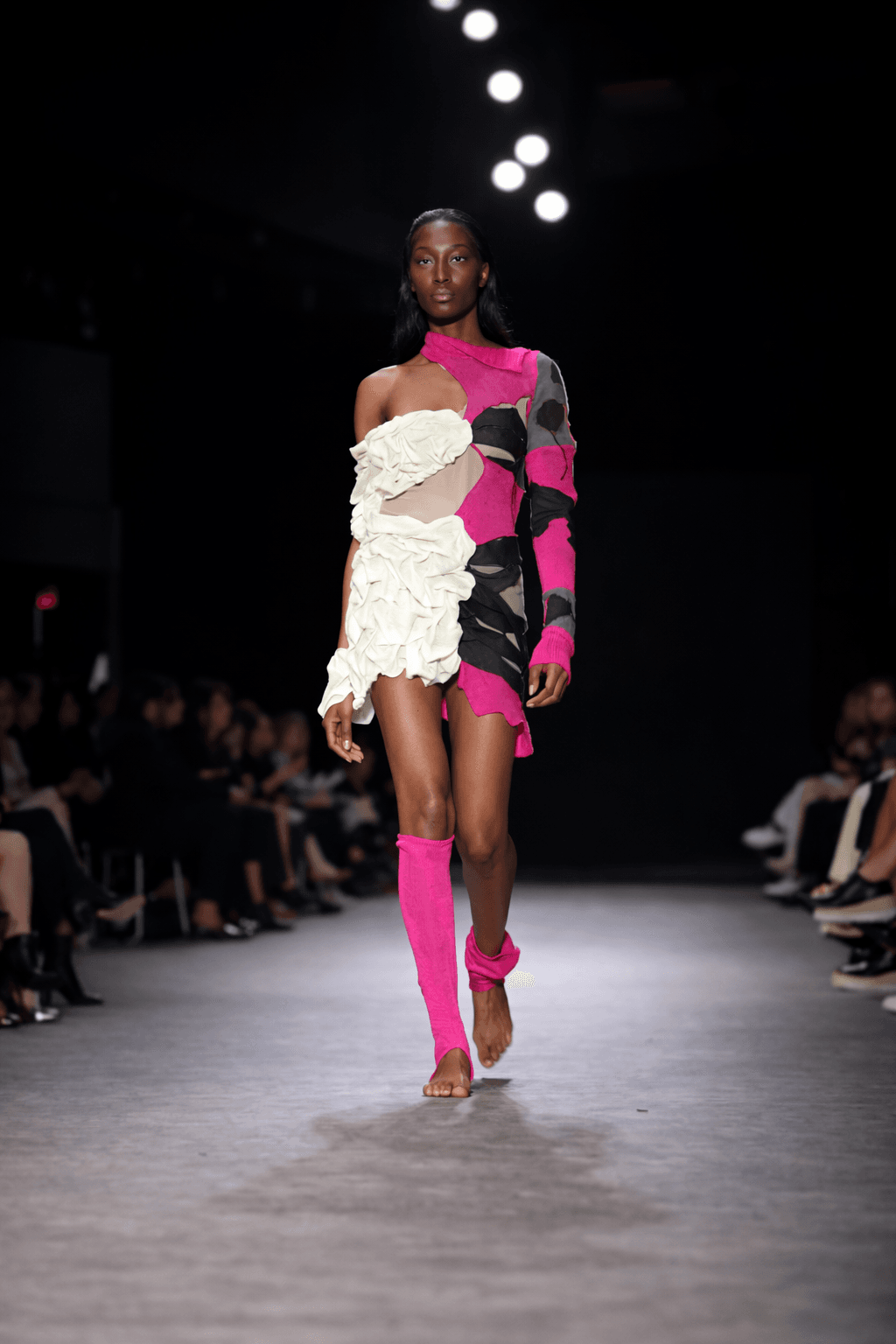 Asymmetrical ruffle design